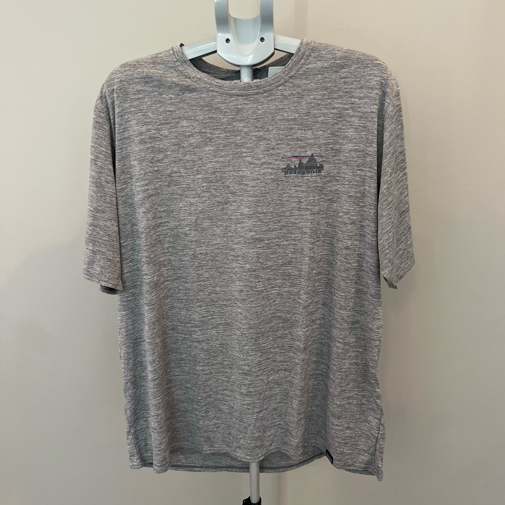 PATAGONIA M'S CAP COOL DAILY GRAPHIC SHIRT SIZE LARGE NWT